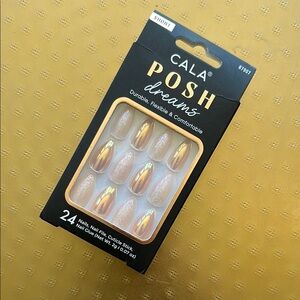 CALA Posh Dreams Nail Set - Gold and Cream